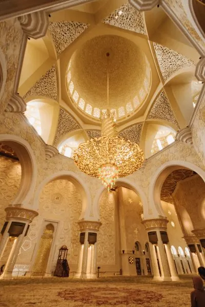 Religious Showpieces